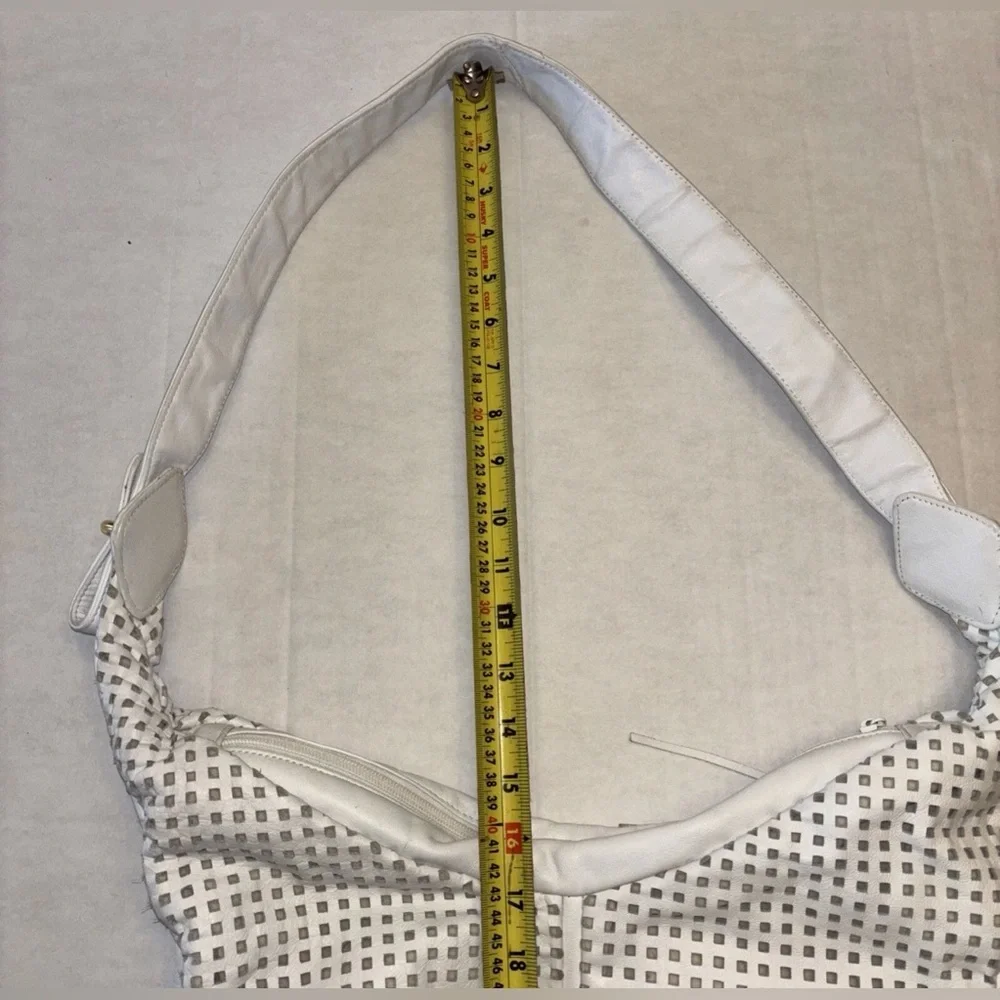 BRIO! Vintage 1980's White Leather Perforated Oversized Slouchy Hobo Purse Bag‎